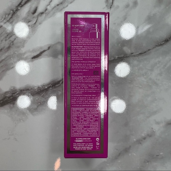 Glamglow Glowsetter Hydrating Makeup Setting Spray - Picture 5 of 8